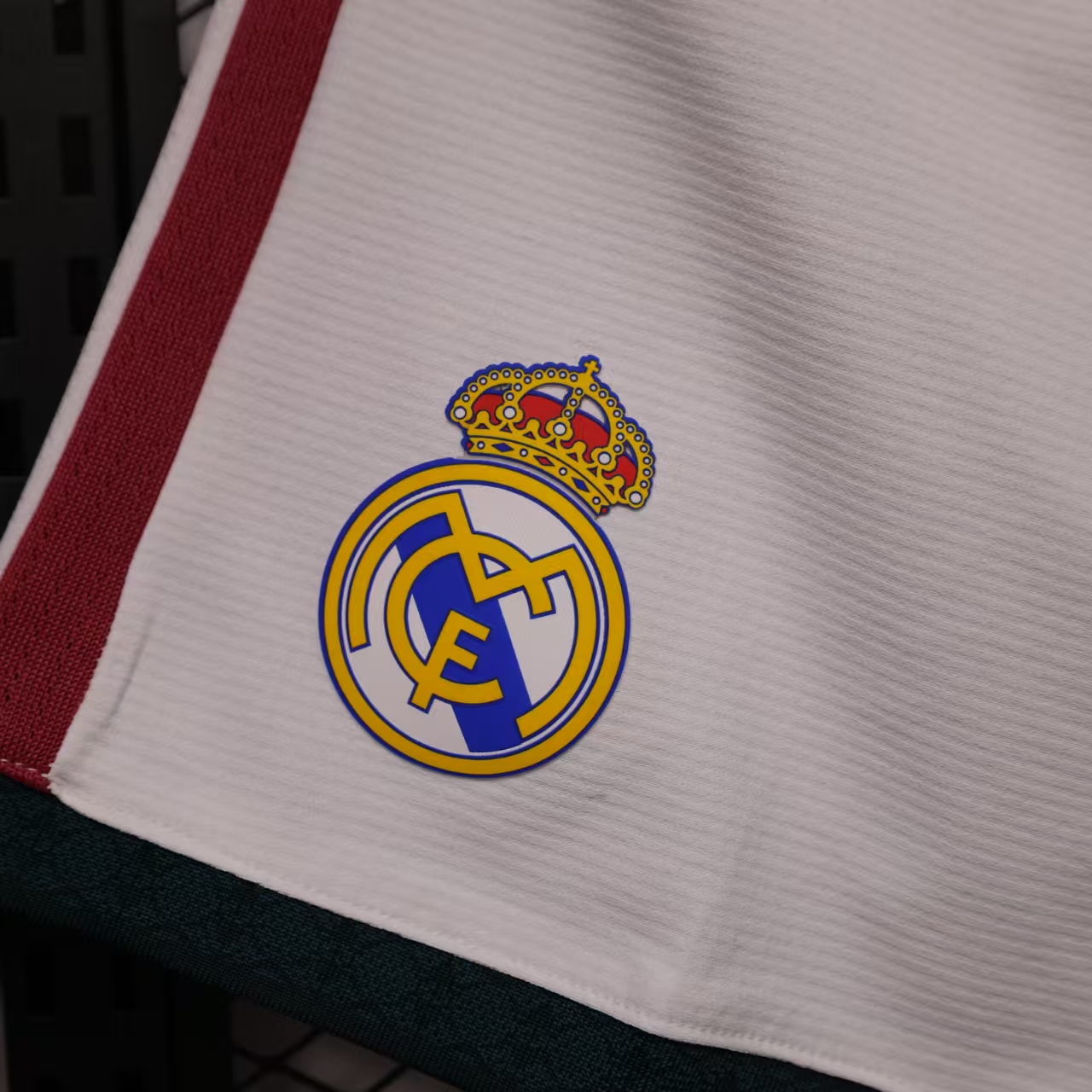 Real Madrid 25/26 Home Authentic Shorts - Image 2